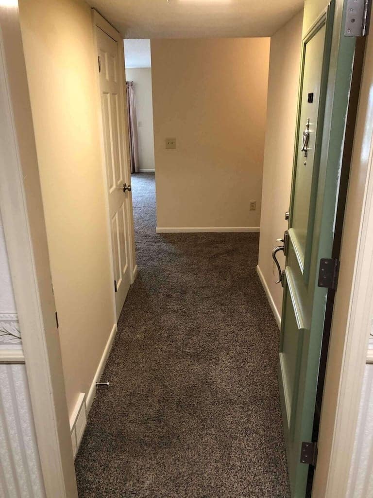 inviting entryway Cambridge Place Apartments Iowa City